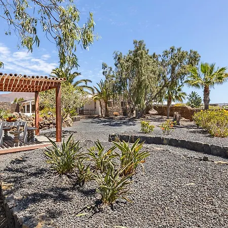Βίλα Casa Brixio - Beheizter Privatpool Und Grosser Garten Lajares